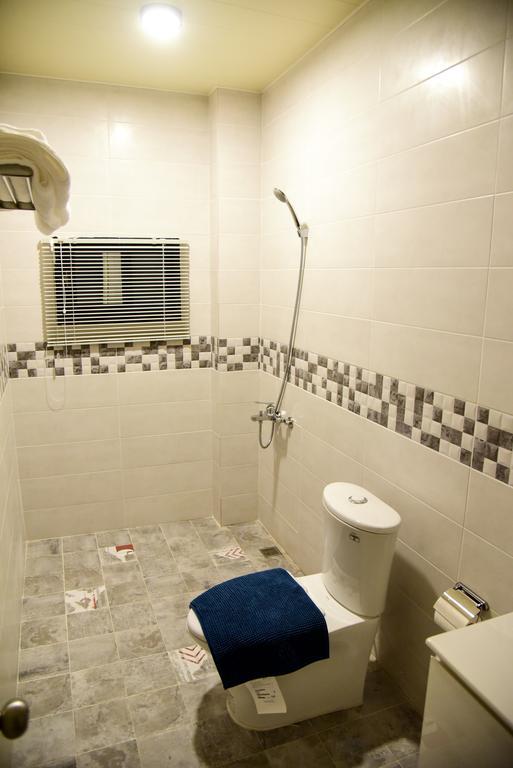 דירות העיר העתיקה הנגצ'ון Living House מראה חיצוני תמונה